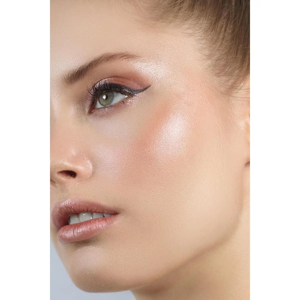 Stila Heavens™ Hue Highlighter